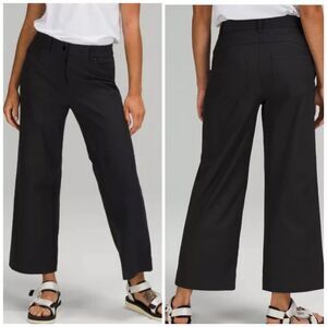 Lululemon city sleek 5 pocket wide leg high rise 7/8 length pant black size 32